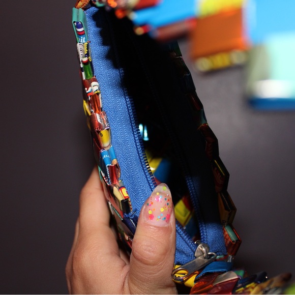 Mini Hand-crafted Original Purse - Picture 3 of 3